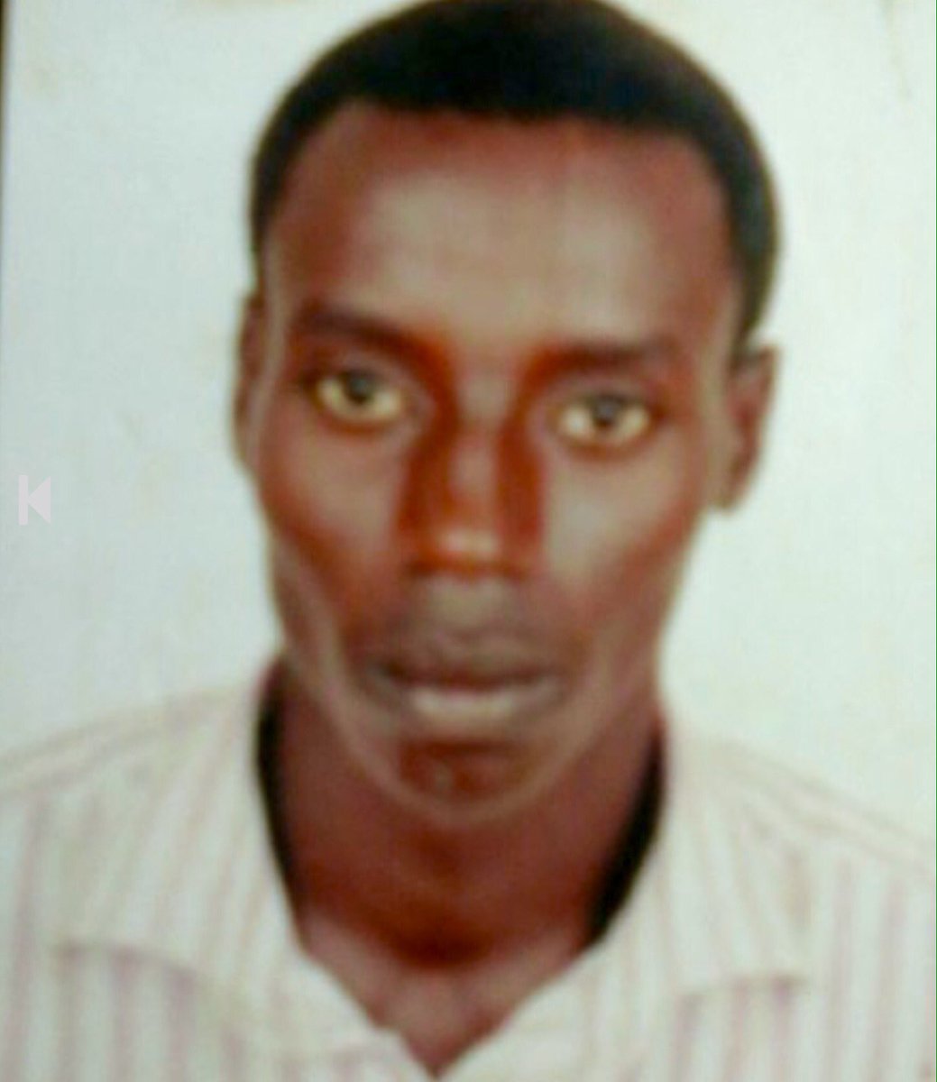 pnininahazwe's tweet photo. Franck Nkurunziza, 23 ans, finaliste des humanités générales, victime du #1212Massacre #Musaga #Burundi @FATOU_BENSOUDA @IntlCrimCourt https://t.co/ZDpxB1bxQ0
