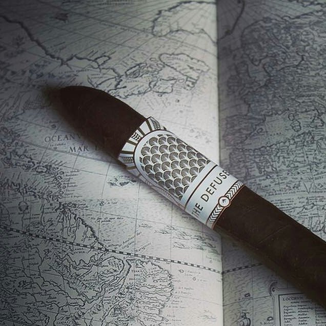 CigarSaveur's tweet image. Our members got a Christmas bonus!   Merry Christmas from @alphacigarcompany!

#CigarSaveur #Allpremium #CigaroftheMonthClub #cigars