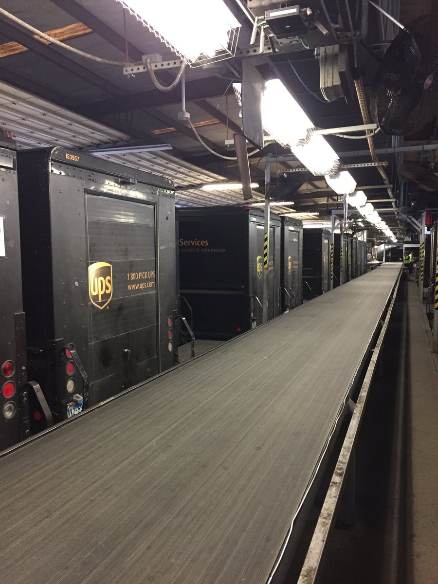 McAllen Preload is a ghost town.  Great job team! #doorclosed #redriversafety