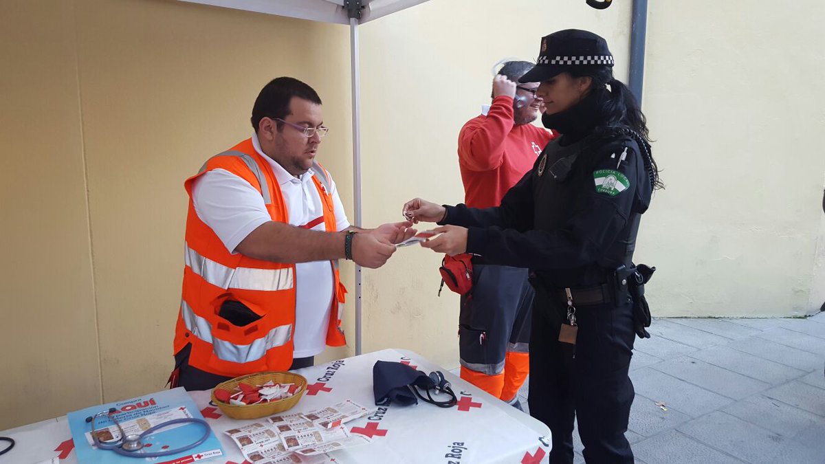 CruzRojaCordoba's tweet photo. Ella ya tiene su participación de @CruzRojaEsp. ¿Y tú? No te descuides, que ya quedan pocos días #LoteriaNavidad https://t.co/pxi7ELIpu0