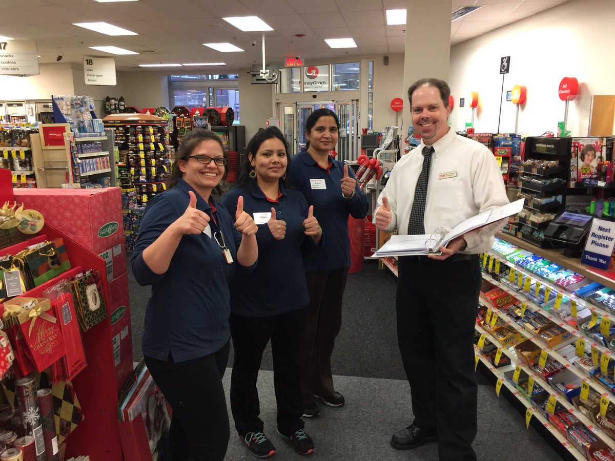 robin5norman's tweet photo. Team 8319 finishing the year strong with the morning huddles and the countdown down to Christmas service board. @JohnSkinnerCVS #r2d2service https://t.co/qQFHu5j3S7