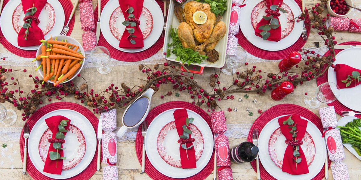 HuffPostUK's tweet photo. This brilliant campaign is helping make sure no one is spending Christmas alone #GivingBack https://t.co/nb86BXURRh https://t.co/CUEsZCPx12