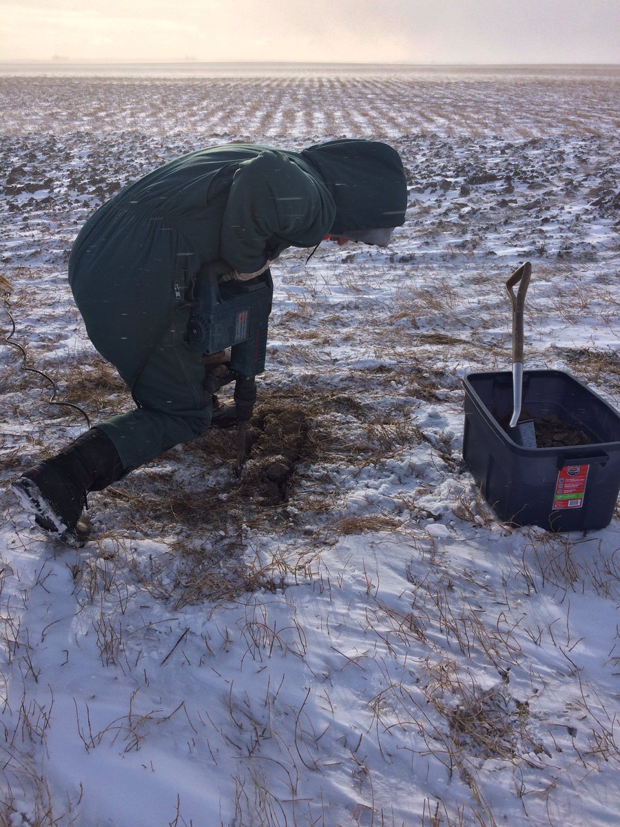 paultastad's tweet photo. It's days like this where I'm thankful for good help in @Elliott_R_H  Sampling continues well into December near Rosetown #PRSTech https://t.co/OS7pekigDX