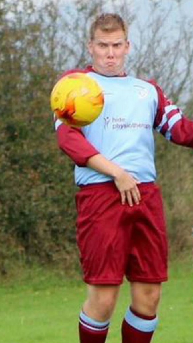 tombullen87's tweet photo. My entry to this year's @PhilJones4 lookalike competition.... 😂😂 https://t.co/uxC2hmuIcV