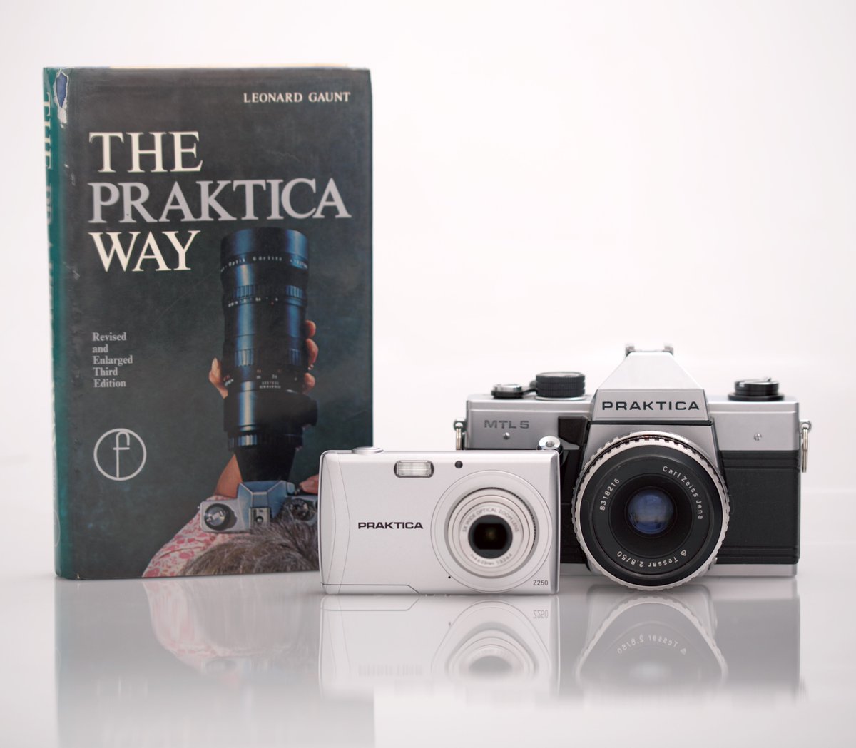 The Praktica Way.. The only way. #Z250 &amp; #MTL5