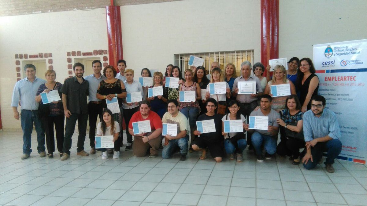 empleartec's tweet photo. Entregas de diplomas en Tucumán y Córdoba https://t.co/1YgTHlH4GH