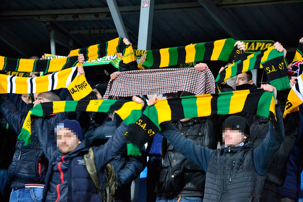 UkraineUltras's tweet photo. Олександрія - Чорноморець Одеса (11.12.16) Прем'єр ліга. Фанати Олександрії #ультрас #ultras https://t.co/CoFj7eRLXH