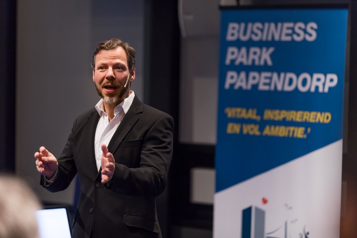 Het was een mooie middag in #Papendorp met <a href="/BenTiggelaar_BT/">Ben Tiggelaar</a> en deelnemers oa. <a href="/VvAA/">VvAA</a> @FRISS_eu <a href="/bol_com/">bol</a> <a href="/nhgnieuws/">NHG Nieuws</a> 
inpapendorp.nl/events/