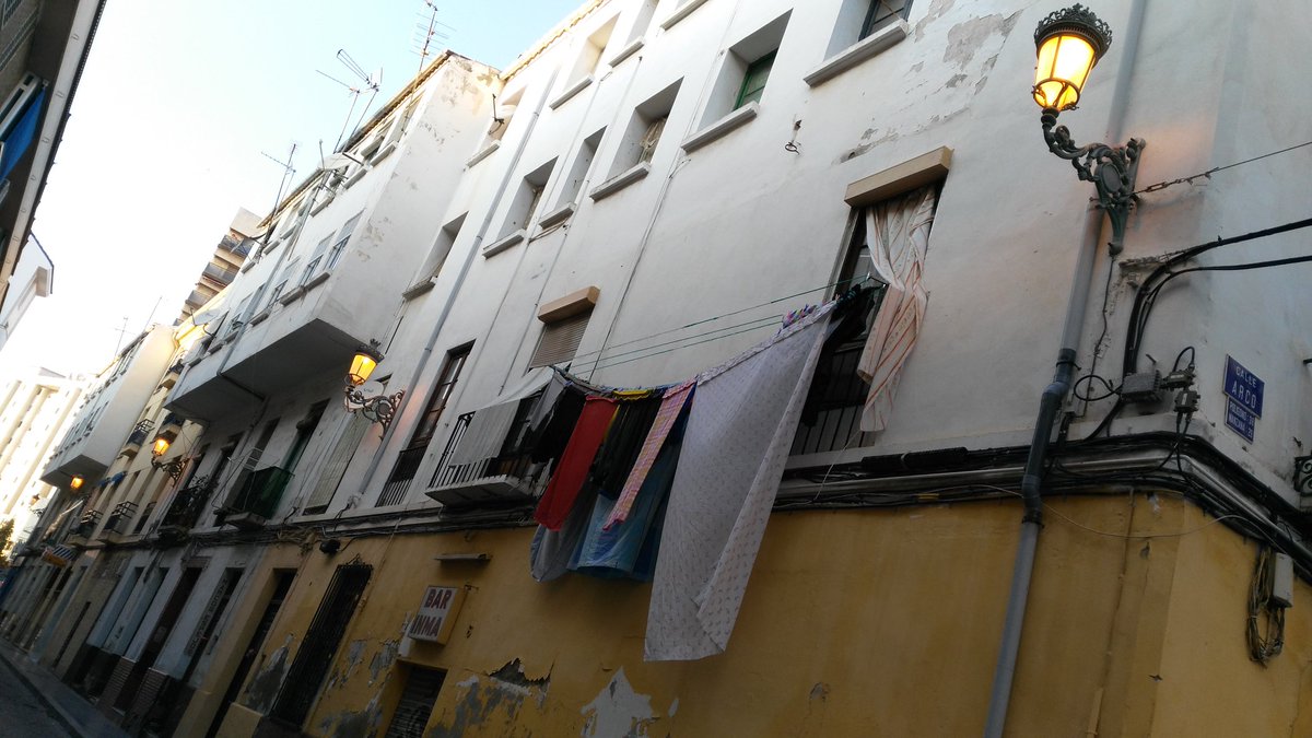 Heimerpronkies's tweet photo. Gastar energía nivel mi barrio.
#malaga #ConsumoResponsable https://t.co/lSIkGLqSMb