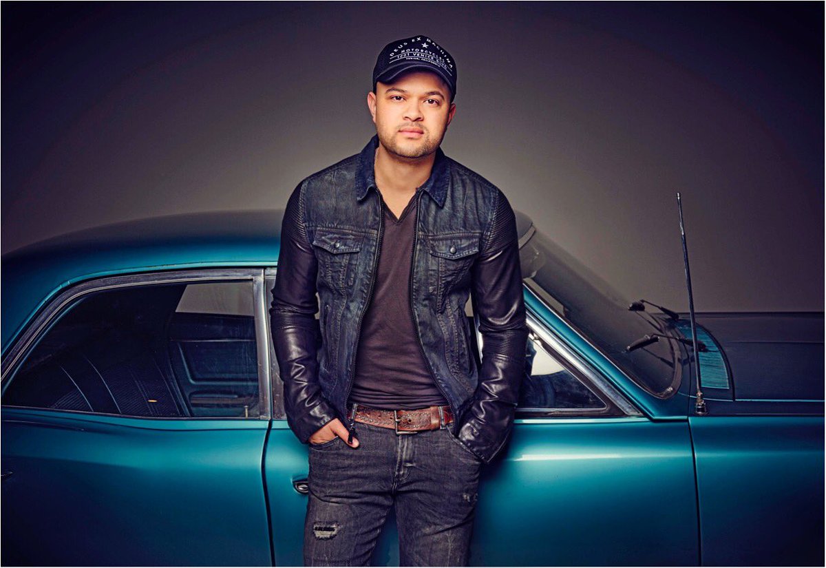 Tebey's tweet image. Stand still, look pretty.