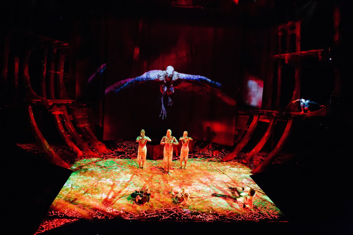Intel_DE's tweet image. Unbändige Vorstellungskraft und Intel-Technologie sind die Kräfte hinter #RSCTempest. → intel.ly/2ggga7Q @theRSC @ImaginariumUK