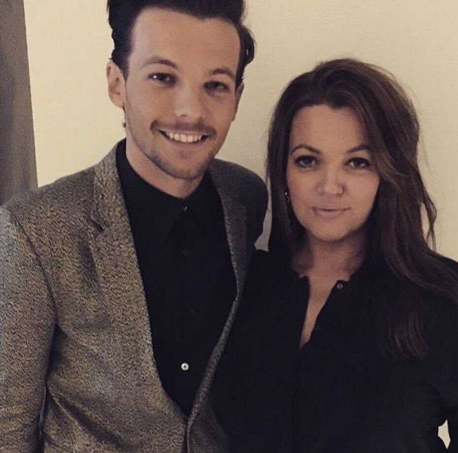 tiagoooaraujo's tweet photo. UM RT= UM VOTO
CEM RTS= CEM VOTOS 
INFINITY MUSIC VIDEO
#MTVStarsNiallHoran https://t.co/3iyxlcgTum