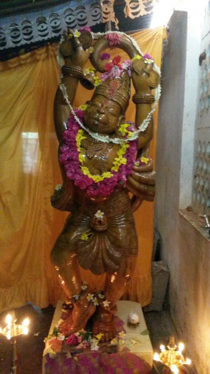 rajarambhat555's tweet photo. ಆತ್ಮಲಿ೦ಗ ಹೊರತಾಗಿ ಆ೦ಜನೇಯ ನಿಲ್ಲ ಏಕೆ೦ದರೆ ಹನುಮನು ಆತ್ಮಲಿ೦ಗದ ಸಾಕಾರ ರೂಪ ಅದಕ್ಕಾಗೇ ಗೋಕಣ೯ದಲ್ಲೇ ಜನ್ಮತಾಳಿದ್ದು.ಹರೇರಾಮ. https://t.co/4RoPGzYYuE