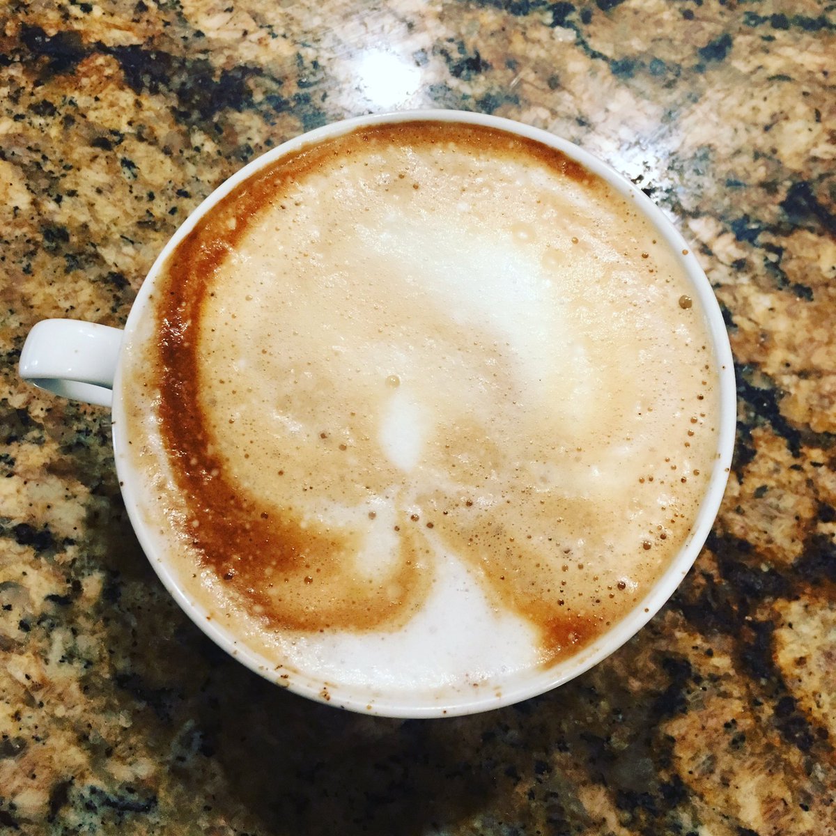 JackCloudstone's tweet photo. Selbstgemachter Bio-Cappuccino in den USA #biotrendscout https://t.co/u6NCnsqy5Z