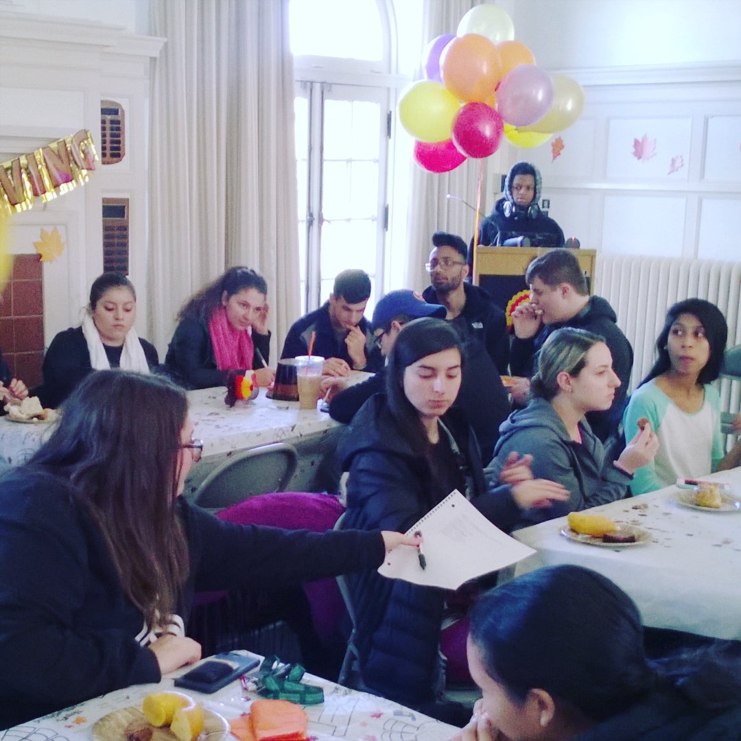 RAMProgramFSC's tweet photo. Such a fun time a few weeks ago at our Thanksgiving Social! Lots of good memories from this semester already! #ram2016 #fsc https://t.co/NPoscll8Uc