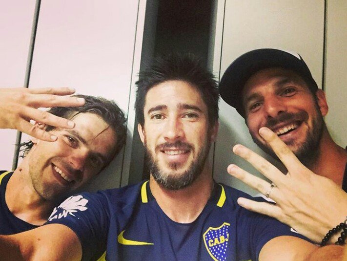 la12tuittera's tweet image. Cu4Tro 😘