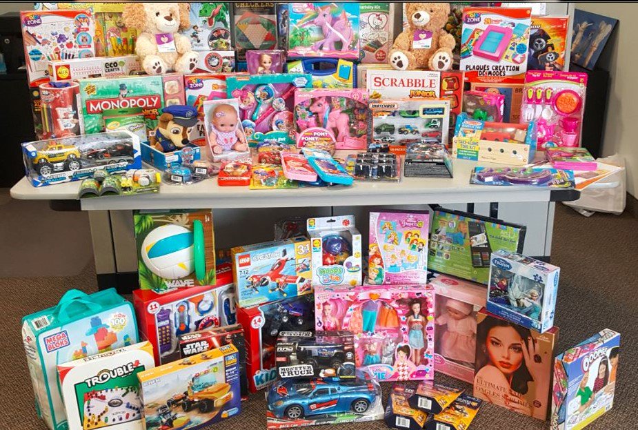 AccessStorageCA's tweet photo. Just some of the toys donated by our staff at our @accessstorageCa Christmas Party! Thank you team. #mytoymountain #TY2016 #SalvationArmy https://t.co/4eQnHrlylU
