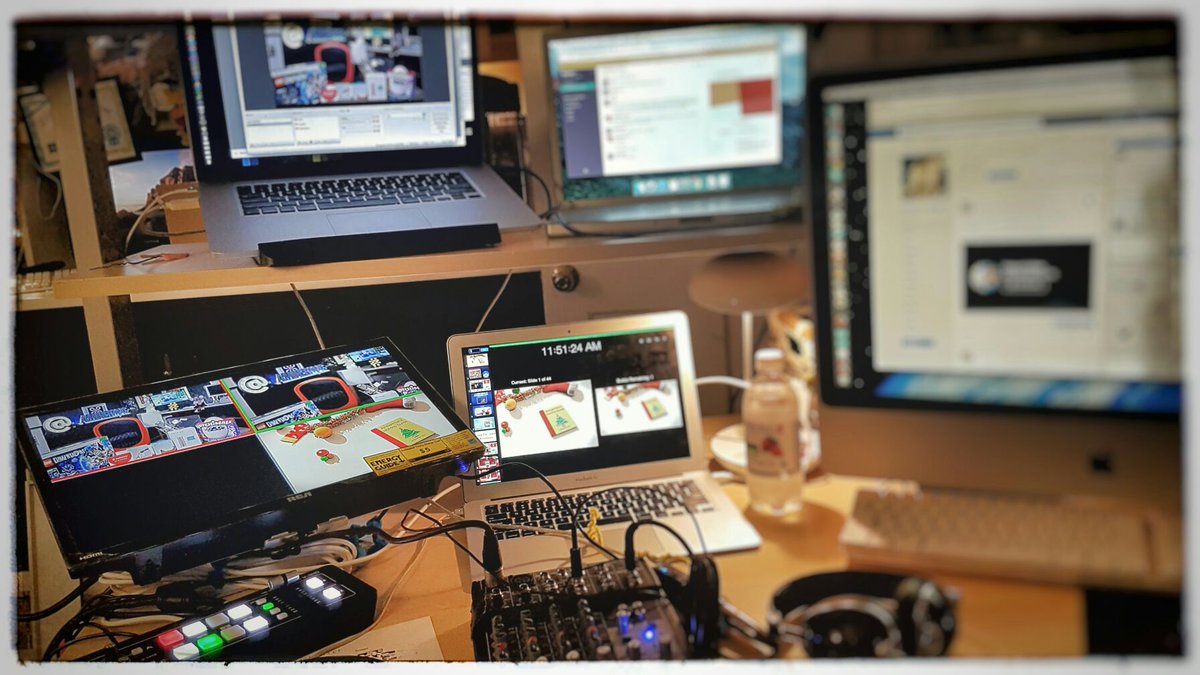 ambermac's tweet photo. This is command central before #AMHoliday LIVE noon ET today https://t.co/gay8cDB2YX cc @chrisdick https://t.co/lj1Vs5S1Rh
