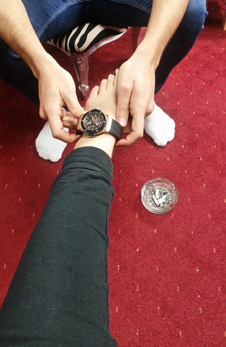 MissEvaGould's tweet photo. First Tribute then treats!!! #personalashtray #FemaleSupremacy #obedientpuppet https://t.co/WTItbVioXk