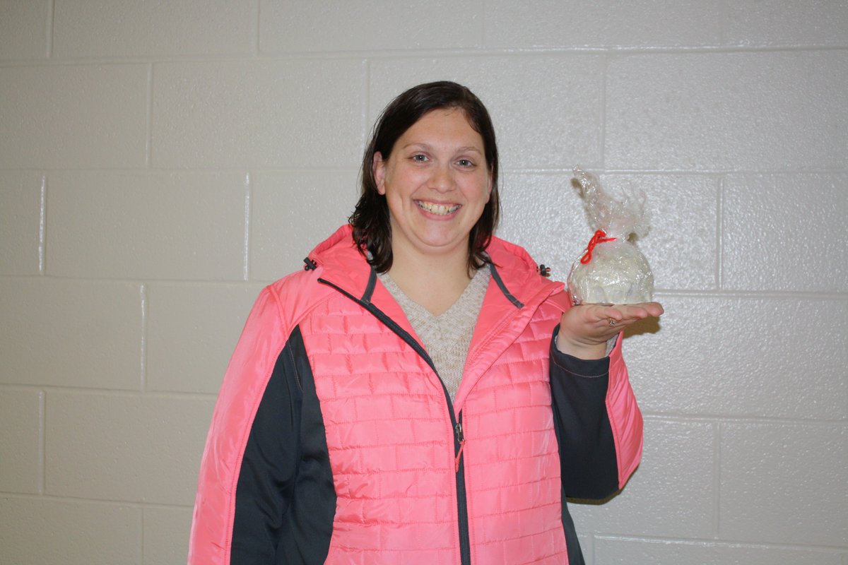 CTSSectoo's tweet image. Heather also won a Giant Oreo Ball in the raffle.  Wonder if she will share with her Sodexo co-workers?