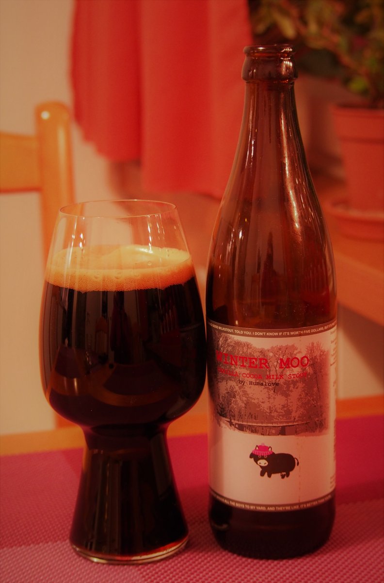 Tyttojatuoppi's tweet photo. Arviossa #Humalove Winter Moo. #olut #olutarvio #Moo #stout https://t.co/USmH7LDwn5 https://t.co/6zbL8Hhohp