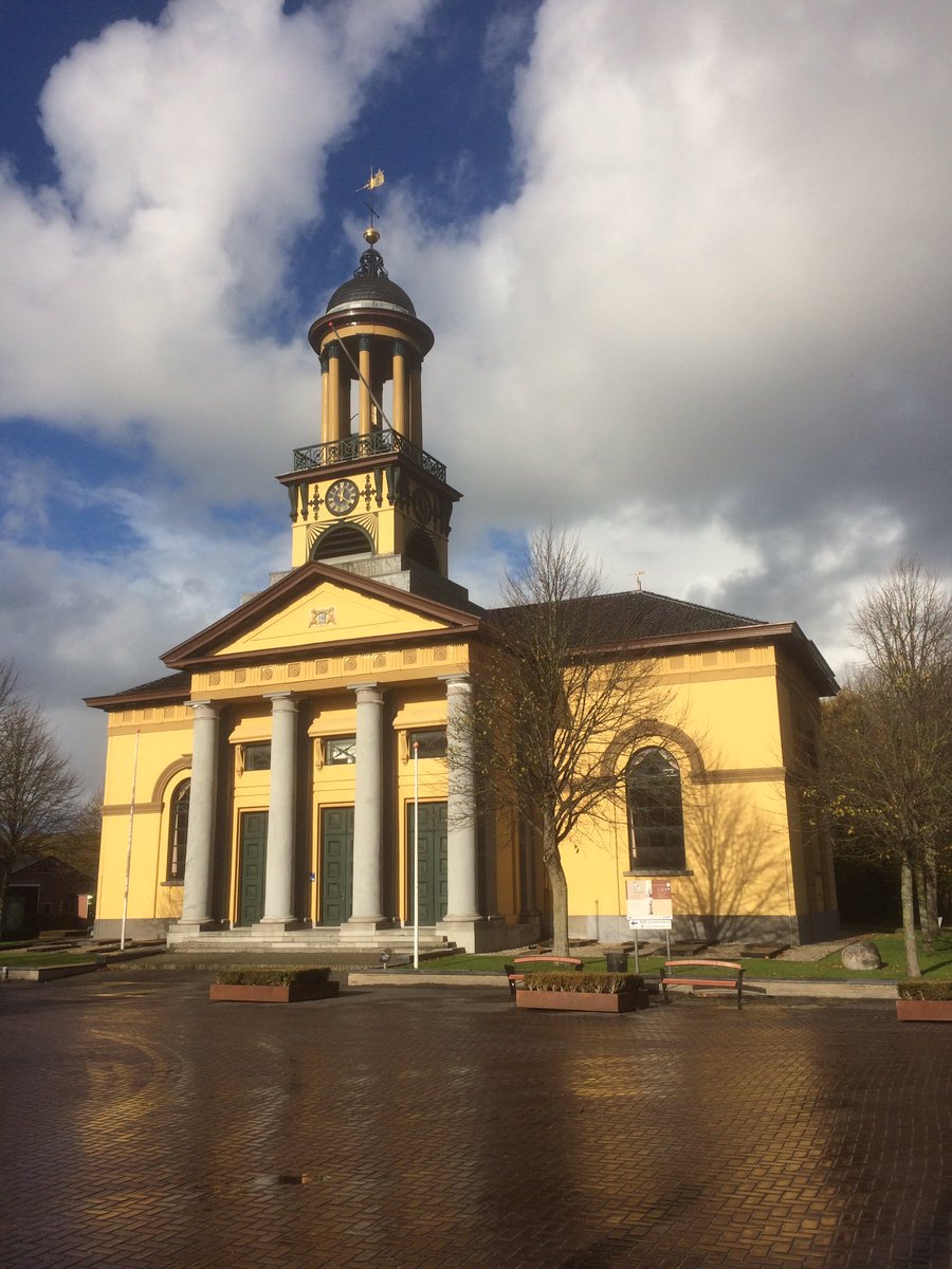 frysketsjerken's tweet photo. Werkgebied @Uytland heeft zo veel prachtige kerken #tsjerken te bieden: van Boer tot Sint Annaparochie en van Hegebeintum tot Zweins https://t.co/dtFiYrVG5Y