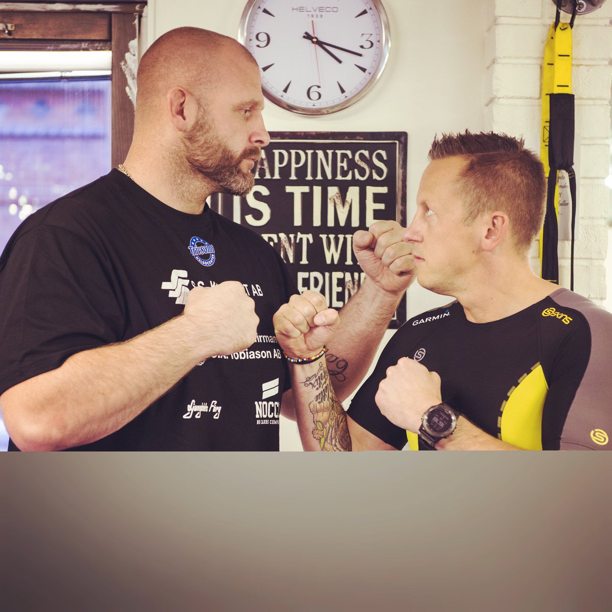 somediahouse's tweet photo. Det hettar verkligen till i dagens avsnitt av Supercoachen https://t.co/mXMUKG3mwo    @EddyBengtsson @denilzon0407 @ocrkarin @CamiloLattof https://t.co/gO6dtX8CYZ