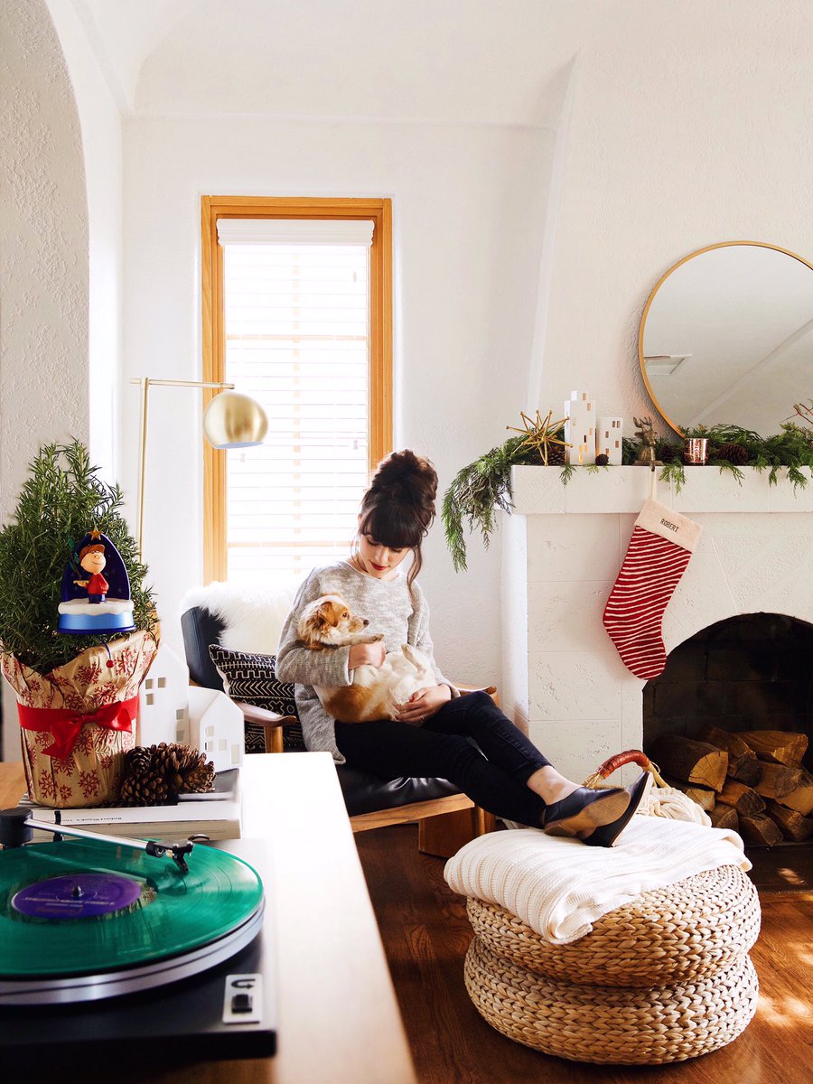 newdarlings's tweet photo. Weβre busting out all the Christmas decorations, including this cute @Hallmark Keepsake Ornament #KeepsakeIt πβΊοΈ https://t.co/cmlQ20uJPQ #ad https://t.co/vSOawyas5F