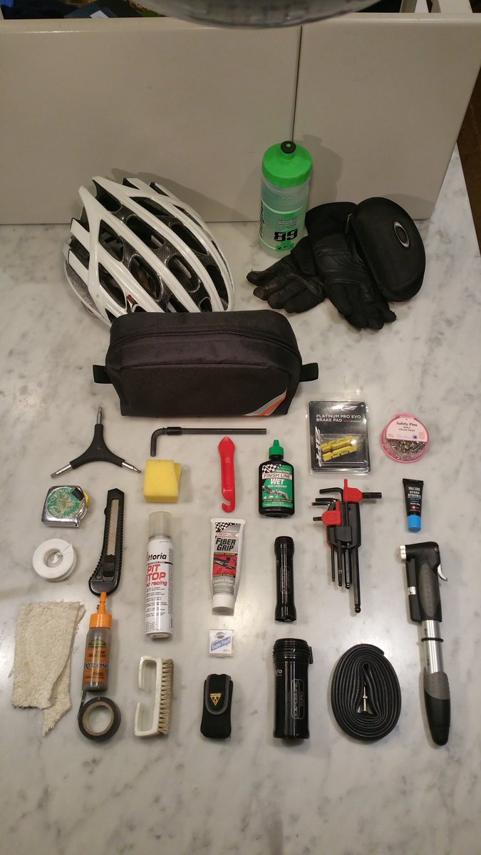 Fassa_cc's tweet photo. Time to repack the Tool Case. How much can we fit in? All of it! #cycling #biketools https://t.co/Y6eF2uWgpO