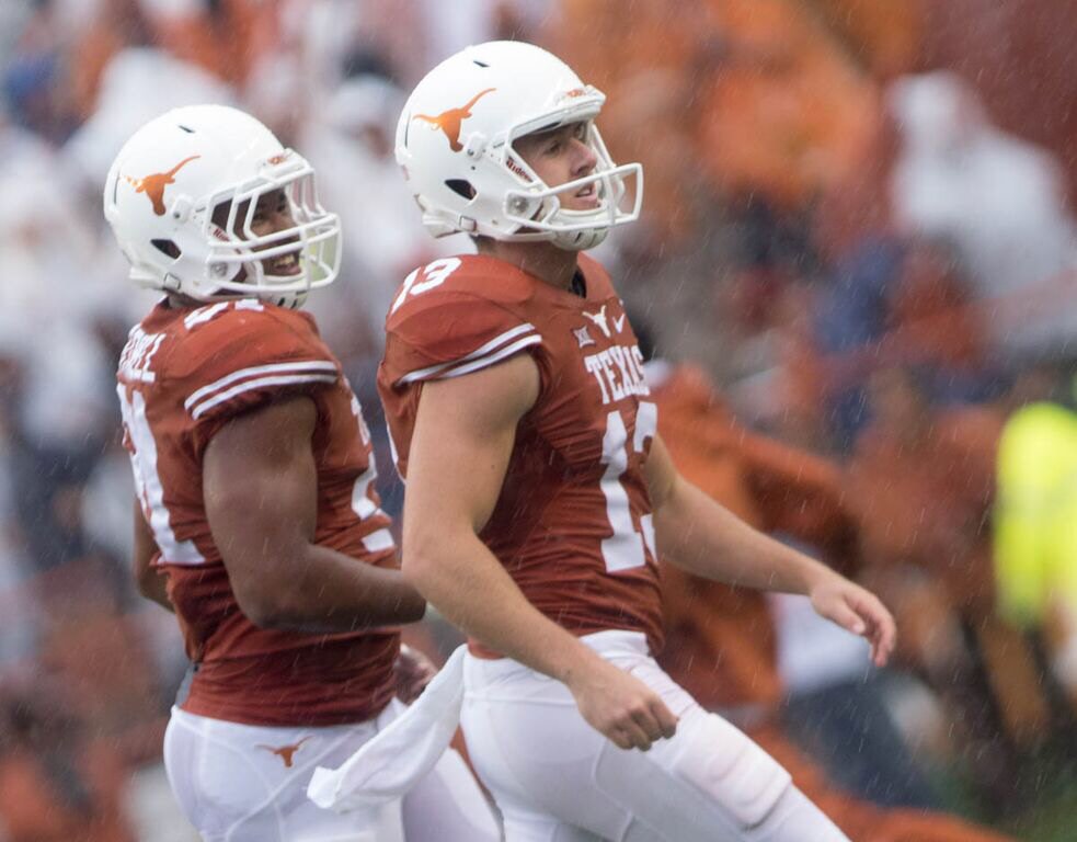 justinwells2424's tweet photo. Congrats to UT's @Connorwi1liams, @D33_foreman, and @mdcksn being named AP All-Americans. #HookEm https://t.co/HZO7S0ZThr
