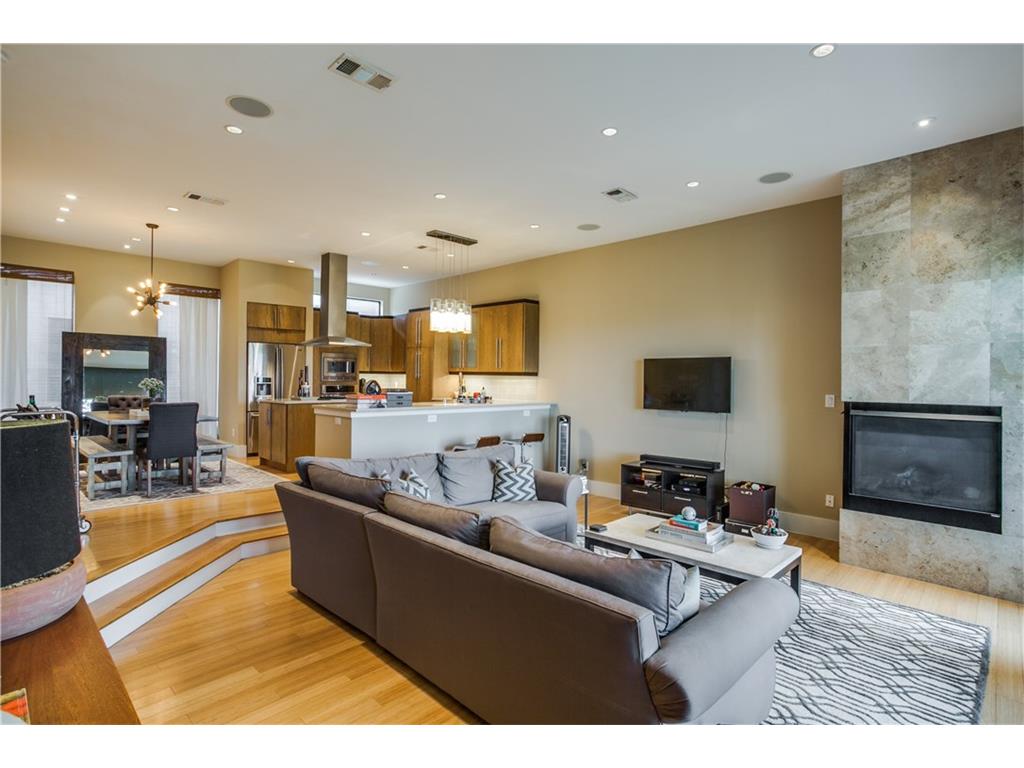 RealtorFlake tweet picture