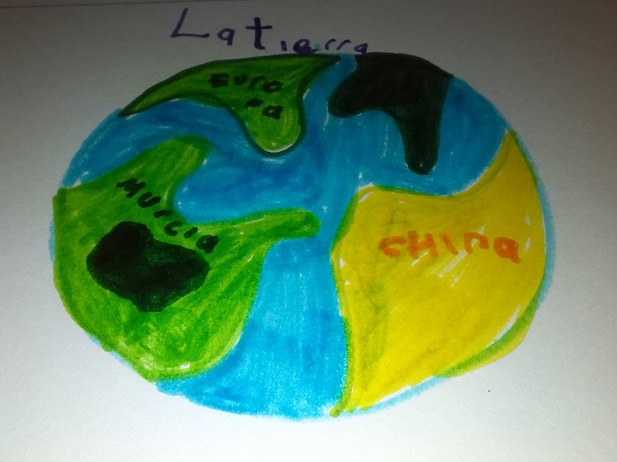 Luis_Endera's tweet image. La tierra según mi hija: Murcia, China y Europa.