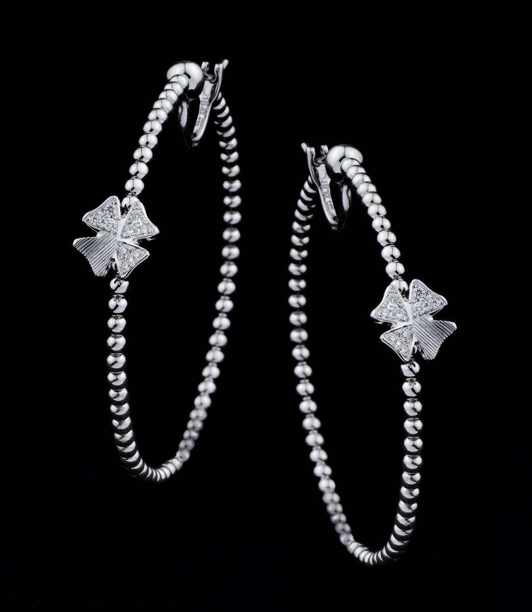 We love how super edgy these earrings are! #TwilaTrue