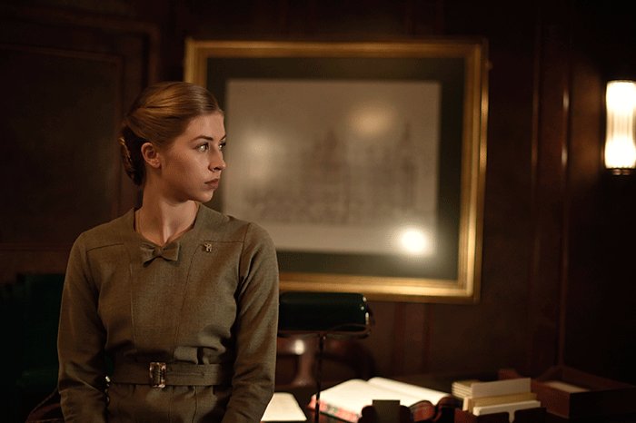 halcyon - The Halcyon ITV (infos et photos) Czg1c9cWQAAhYa6