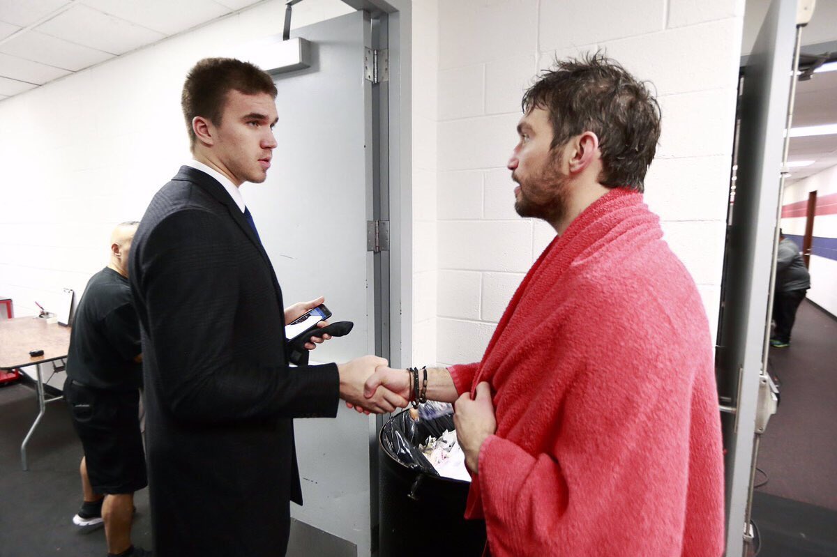 ConnorMcJeezus's tweet photo. Canucks star defenseman, Nikita Tryamkin, greeting a homeless man after the Washington Capitals game. https://t.co/N9ko7UbXA9