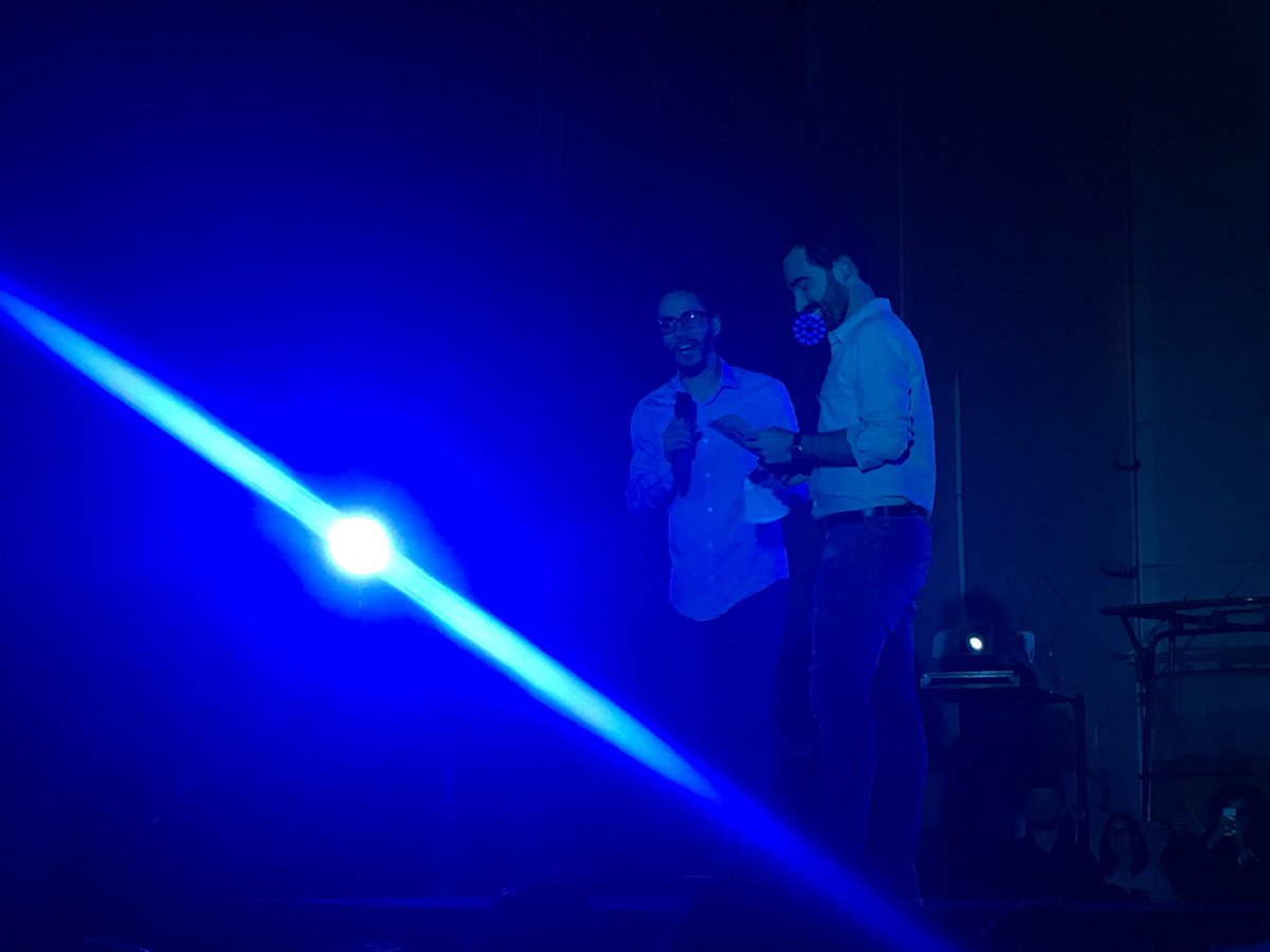 eva_navarroo's tweet photo. Estos dos grandes han logrado que @NMSValencia sea lo que ha sido, que es mucho. Pena máxima porque se acabe 😢 #VlcStartupAwards https://t.co/GrS8ywEDRP