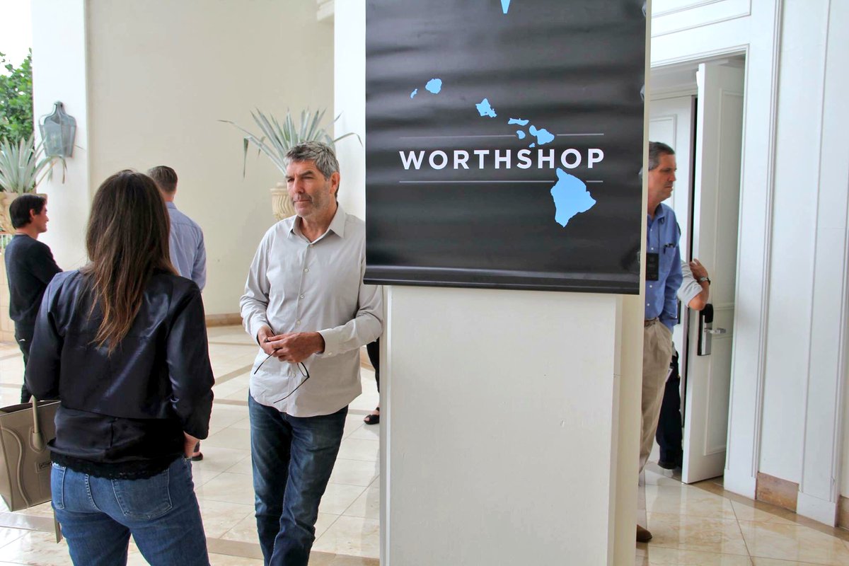 givebackhomes's tweet photo. #Worthshop 6 gave us all the feels 🙌🏽 Mahalo to @HawaiiLife for creating such a magical experience. #worthshops #hawaiilife #forsocialgood https://t.co/tvGT014rbB