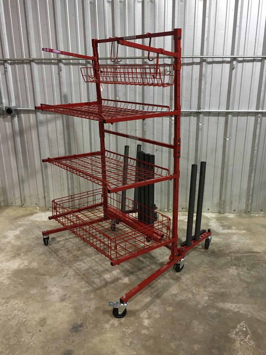 Collisionhub's tweet photo. Shout out to Innovative Tools & Technologies for these awesome parts carts. #collisionhub #collisionrepairtools #trainingcenter https://t.co/ZIYOpH3AdI
