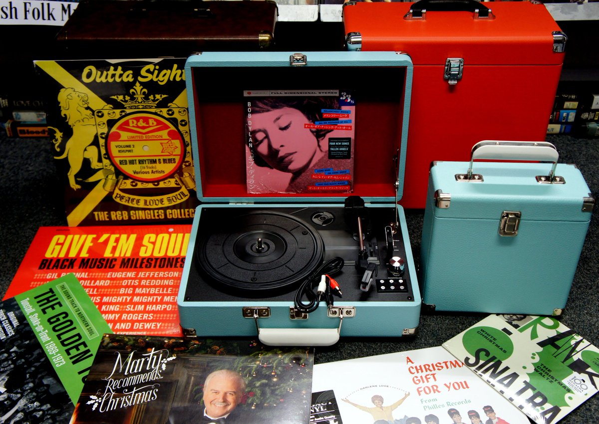 BenONeillRecord's tweet image. #Vinyl #RecordPlayers #RecordBoxes #Turntables #CD #Hifi at Ben O'Neills Independent Music Shop #Dungarvan since '73 ;-)