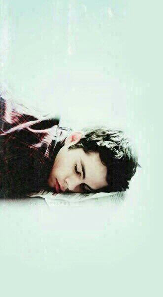 e con la mia nuova crash, vi auguro buonanotte💫 #sihoincominicatoavedereteenwolf #innamorata #dylanobrien<a href="/tag/buonanotte"class="tags"><span>#buonanotte</span></a><a href="/tag/dylanobrien"class="tags"><span>#dylanobrien</span></a><a href="/tag/sihoincominicatoavedereteenwolf"class="tags"><span>#sihoincominicatoavedereteenwolf</span></a>