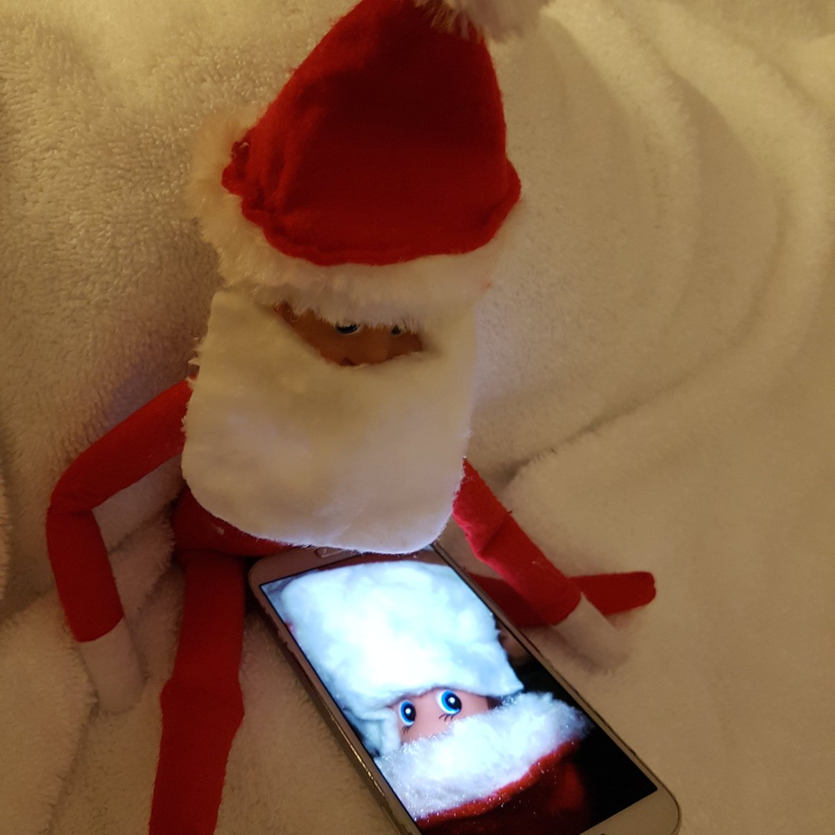 reverselaser's tweet photo. Noel on the Skype to his pals in the north pole taking the mick out the big man 🎅 Message to book in and keep Noel out of mischief 😂 https://t.co/AeGQOhoKPv