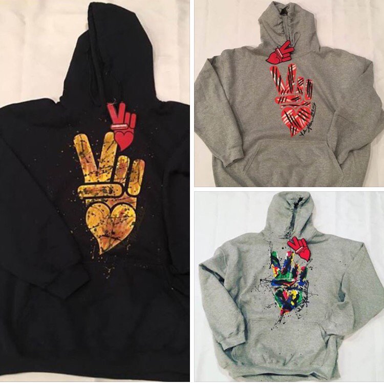 Safee26's tweet photo. ✌🏾️+❤️new heat🔥 https://t.co/CV9JMfsYUt