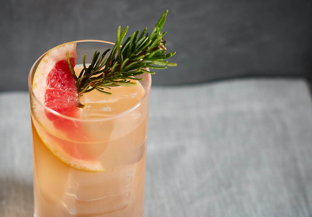 Ruby Red all season. #holidayparty #cocktailtime #holidaydrinks #holidayseason #christmas #christmasparty #booze #partytime #cocktails