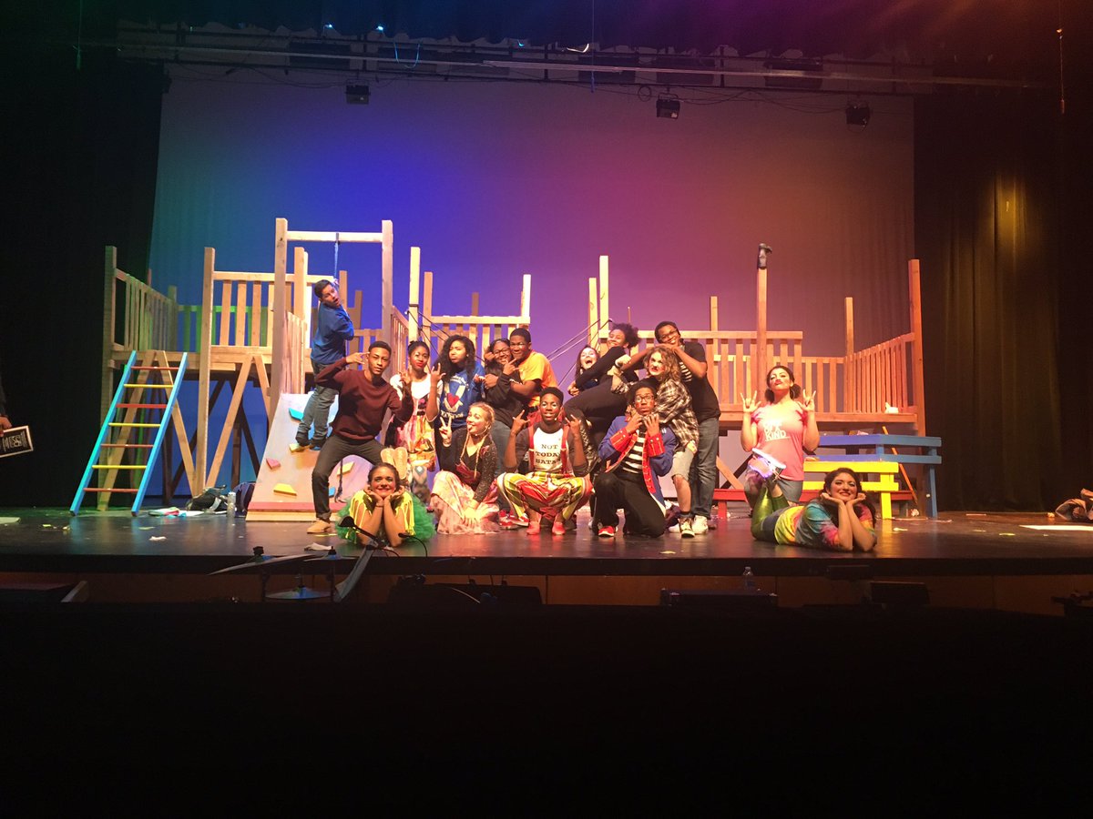CrowleyTheatre's tweet photo. An eventful weekend for Crowley Theatre Club, getting the chance to see @EvermanTheatre's and @NoCroDramaClub's amazing  shows! Much love 💜 https://t.co/COxYUktdnA