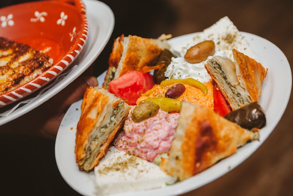 Cuzina Neos On Twitter Cuisine Grecque Authentique Dans Une