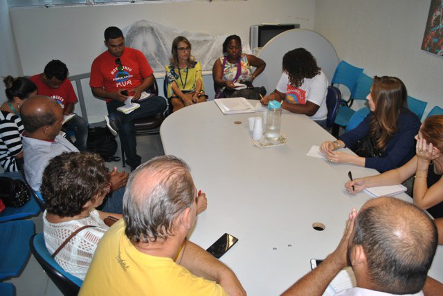 GilmarNoticias's tweet photo. Gilmar participou de reunião p/ debater com movimentos sociais e prefeitura da Serra políticas públicas para a população em situação de rua. https://t.co/LRgJsWlGY0