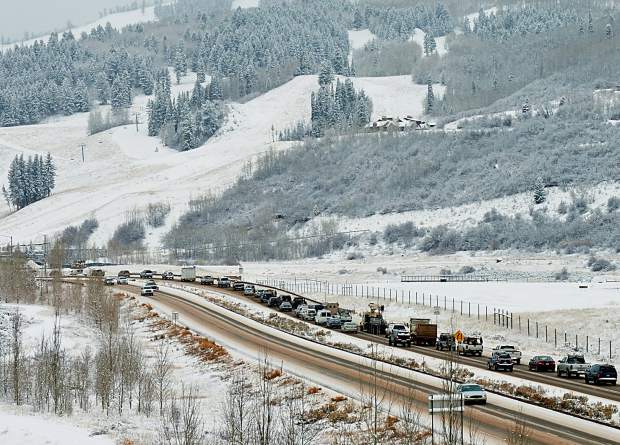 Got traffic problems? Let's talk solutions Tuesday, Dec. 13th at 5:30pm @WheelerOpera : https://www.aspeninstitute.org/events/community-forum-reimagining-mobility-roaring-fork-valley/ …
