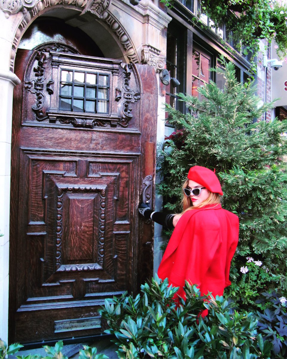 destineemonroe's tweet photo. I have a love for opening closed doors.
https://t.co/Rffracfm6m https://t.co/2z8hhMR0jb