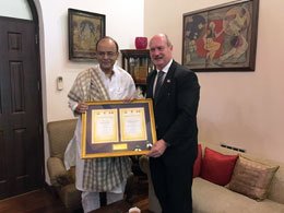 India's recent urban real estate boom attracts investors around the globe

southasianpost.com/article/6853-i…