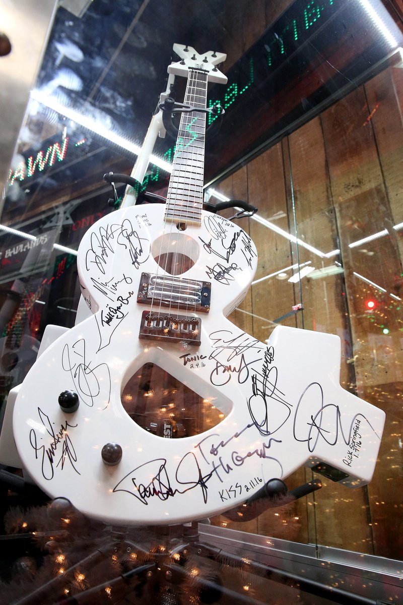 We love this #guitar signed by the artists of the spring #concert series. What piece of #BadlandsLive memorabilia would you like to have?